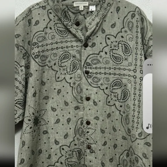 Earthbound Trading Company Mens Button Down Bandana Print Shirt Size Medium - Picture 3 of 6